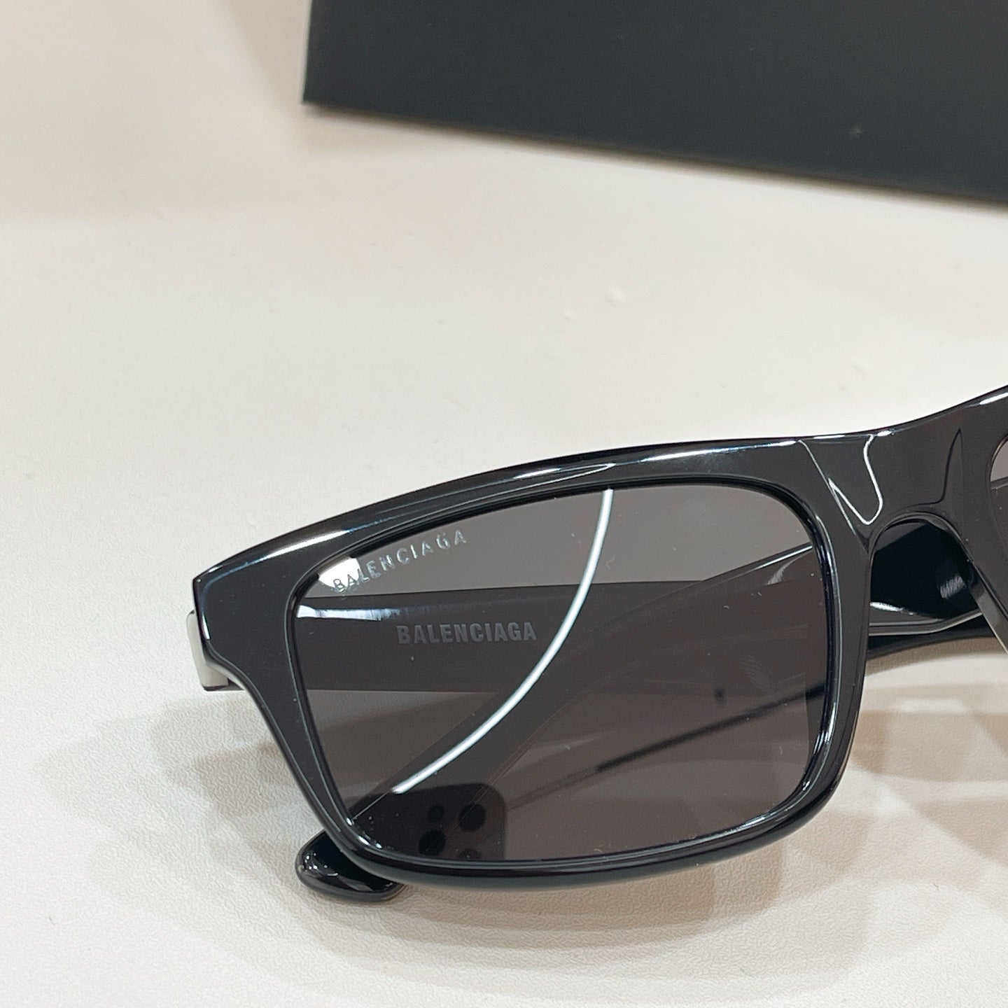 BALENCIAGA Sunglasses-BB0424SK